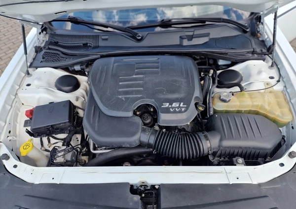 Dodge Challenger cena 110000 przebieg: 63200, rok produkcji 2018 z Rzeszów małe 154